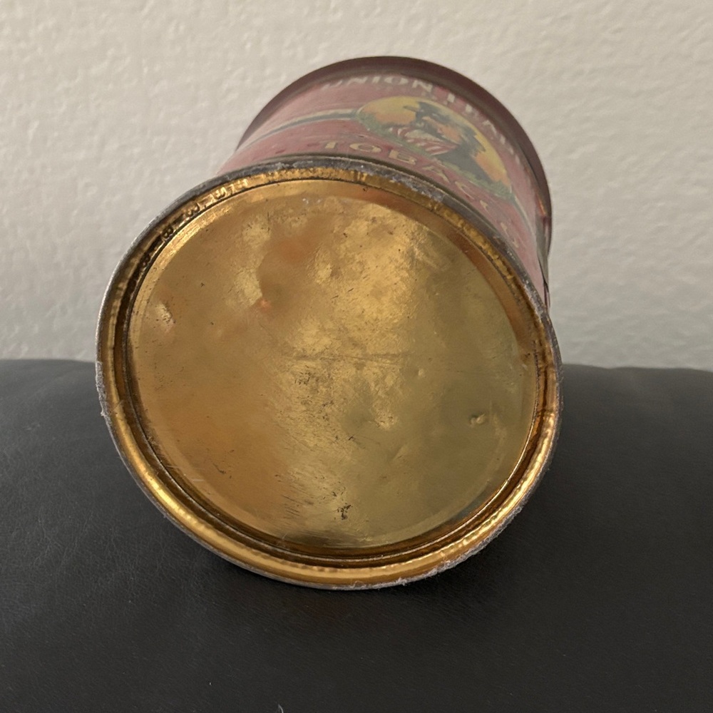 Vintage Union Leader Red Tobacco Tin - Picture 4 of 5